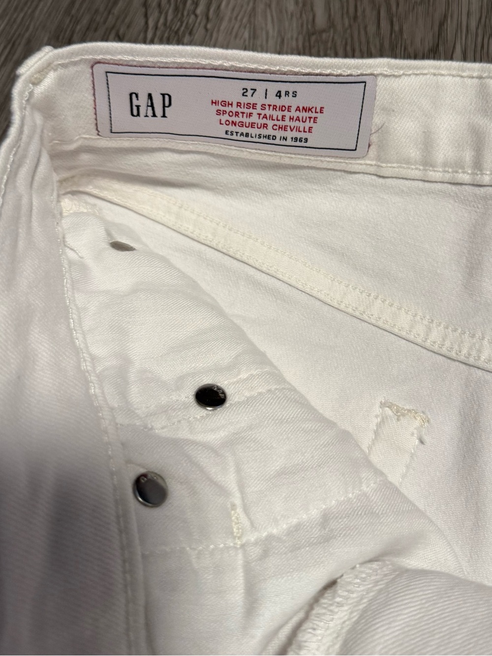 GAP High Rise Stride Wide-Leg Ankle Jeans - Picture 2 of 8